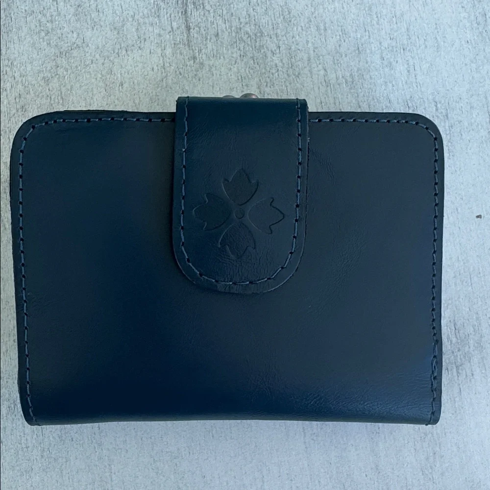 Patricia Nash Iberia Wallet Cerulean Blue Distressed Vtg Leather Bi-fold Wallet